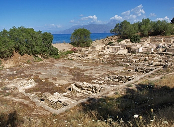 Central court with pillar bases of south stoa