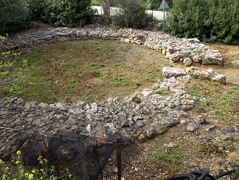 Tholos Tomb B at Platanos